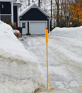 Snow markers